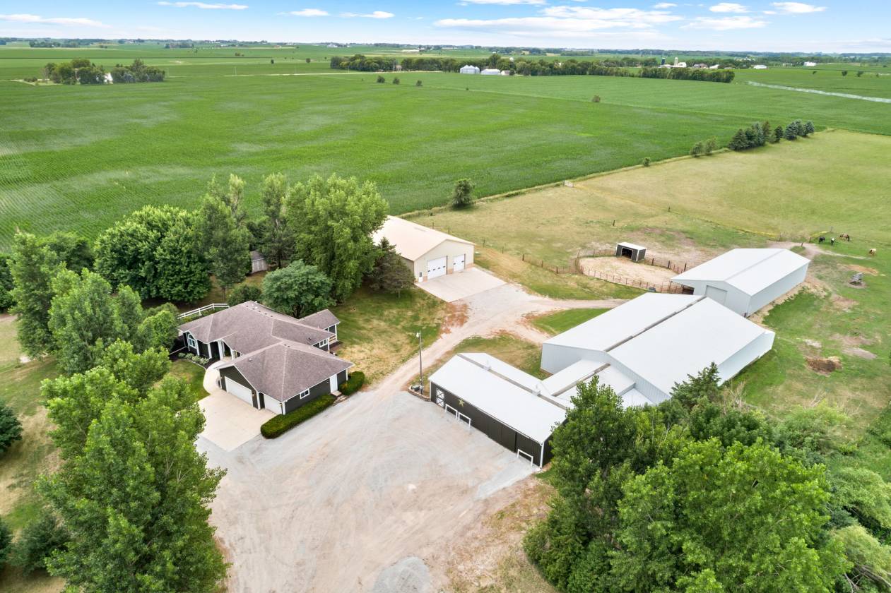 Horse Farms For Sale in MN, Horse Properties For Sale in Minnesota