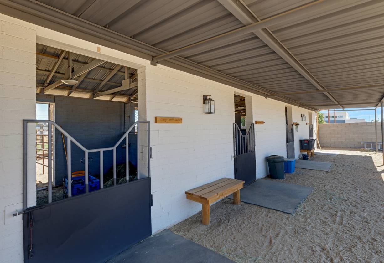Horse Property for sale.