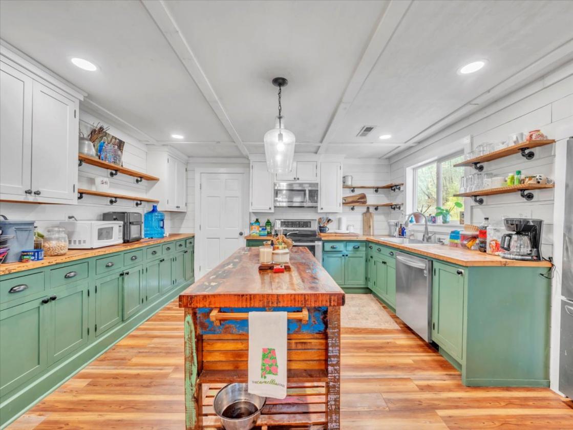 32-acre Mountain Sanctuary - photo 8