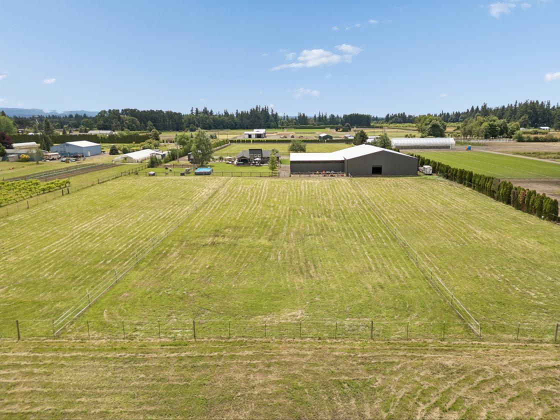 Modern Country Living Meets Equestrian Excellence - photo 4