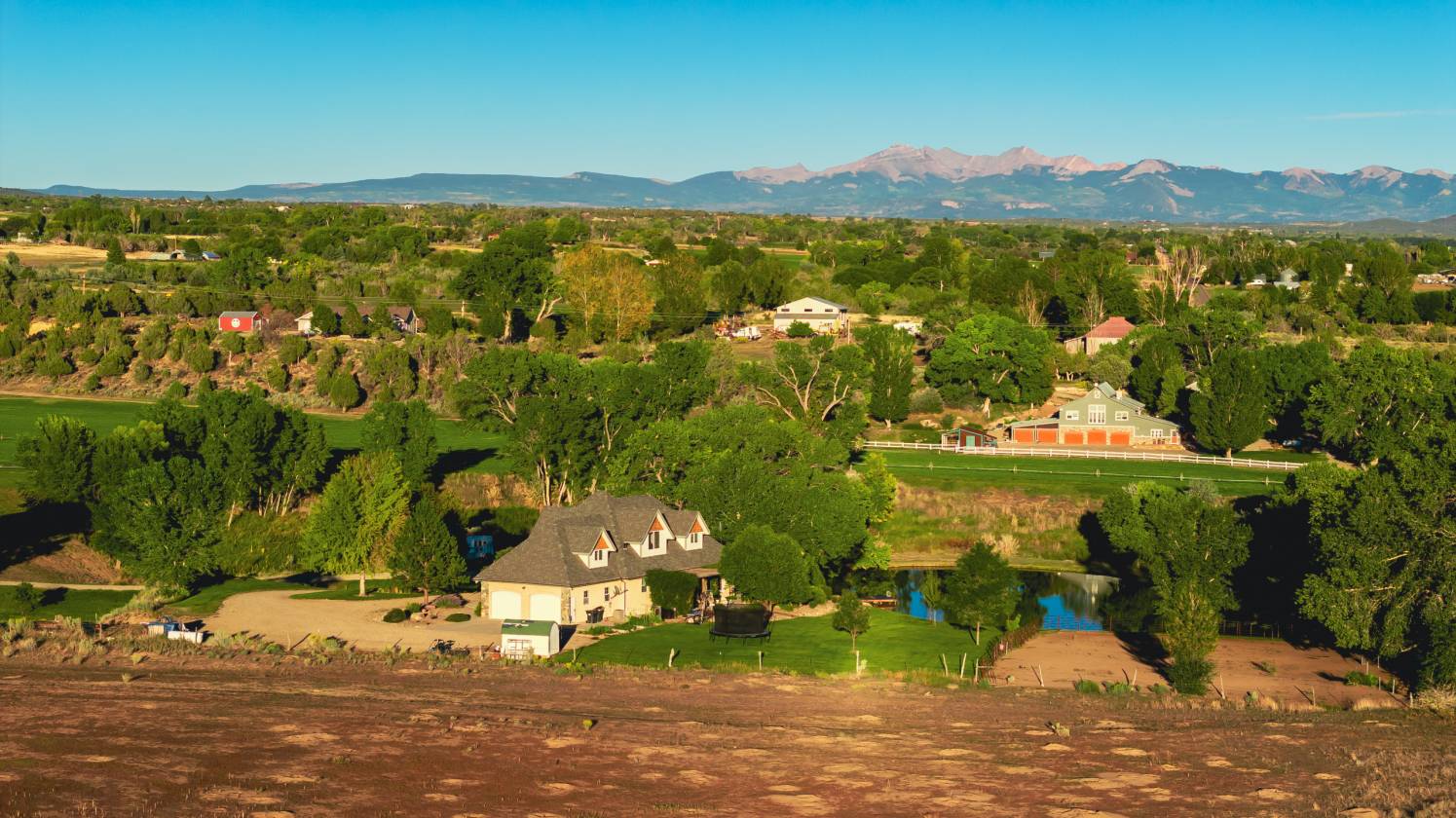 Horse Property for sale.