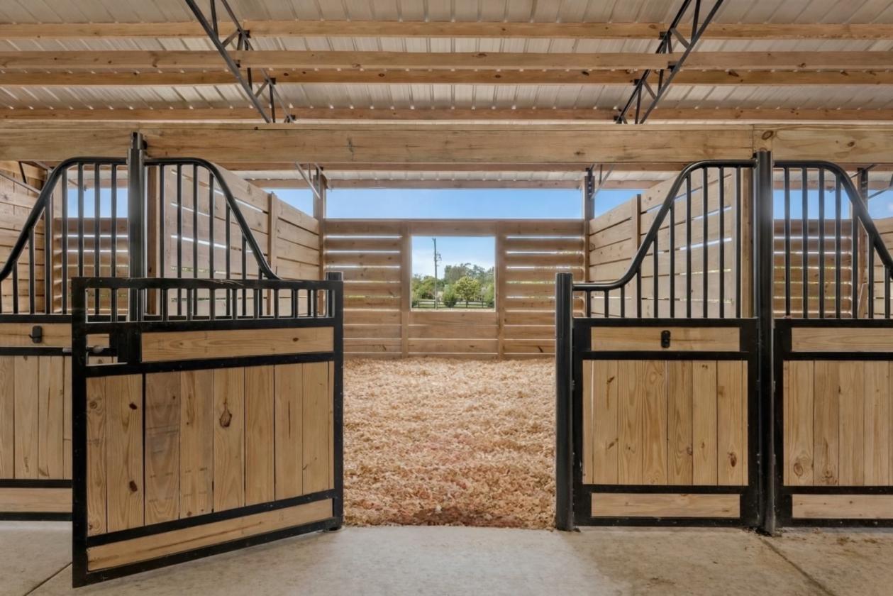 SHORT SALE! 28 Mile Trail |2023 Home|12 Stall Barn - photo 25