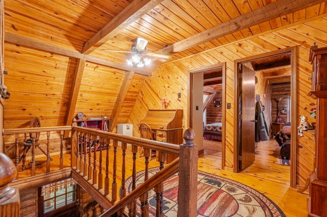 REAL LOG HOME on 12 Unrestricted Acres - photo 19