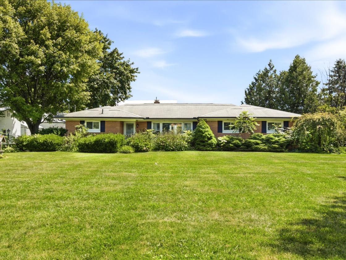 17.8 ACRE EQUESTRIAN FACILITY! - photo 5