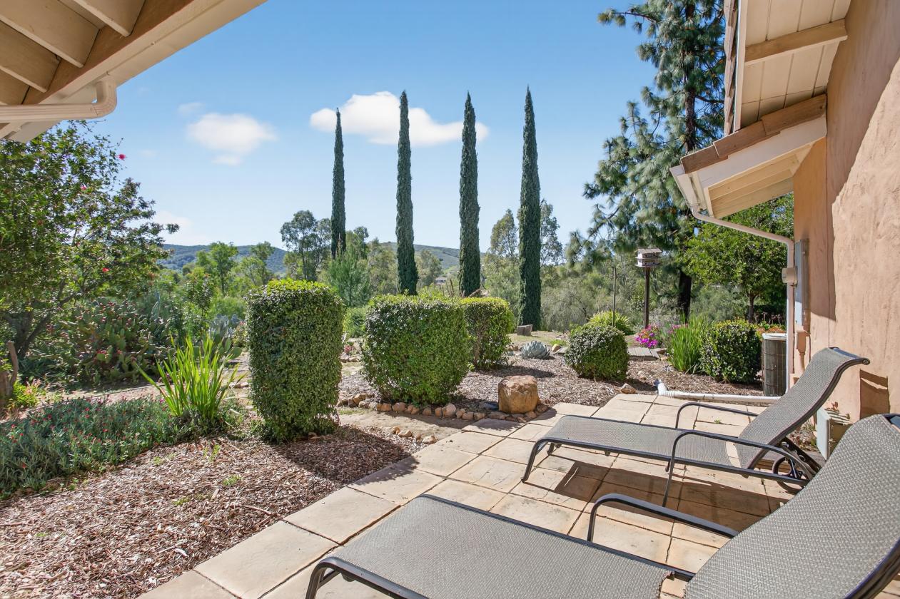Private Sanctuary in La Cresta Equestrian Community - photo 26