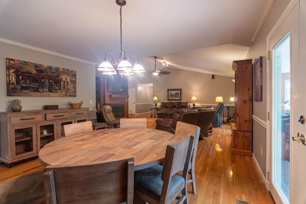 FANTASTIC EQUESTRIAN PROPERTY - photo 14