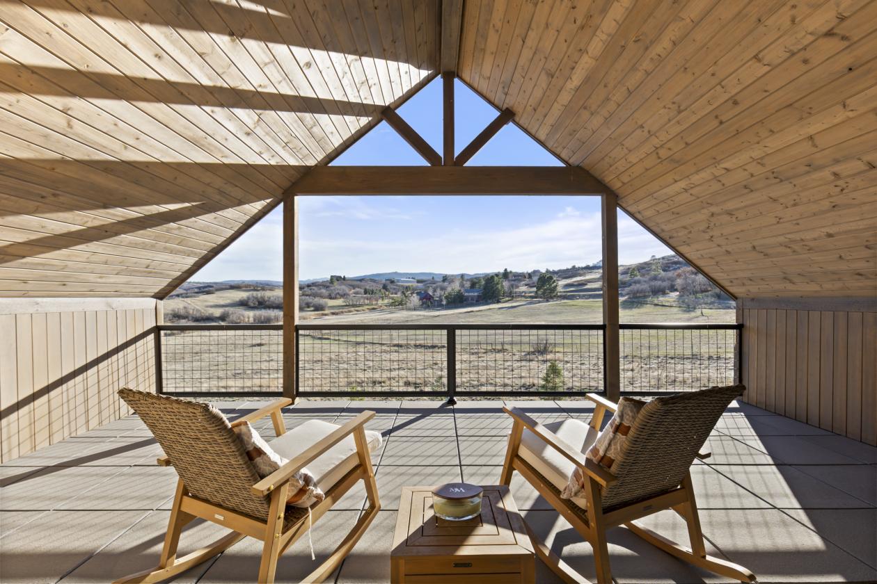 Exceptional Mountain Residence with Room for Horses - photo 14