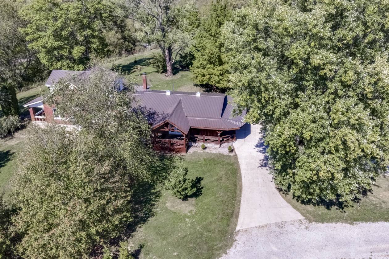 Horse Property for sale.