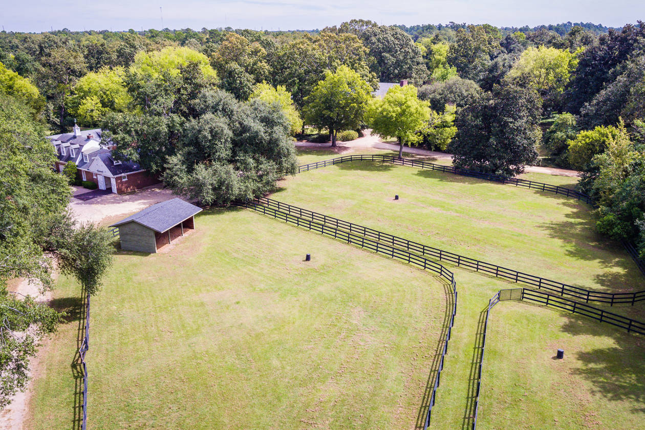 Masterfully Renovated Equestrian Estate in the Aiken Winter Colony Aiken, Aiken County, South
