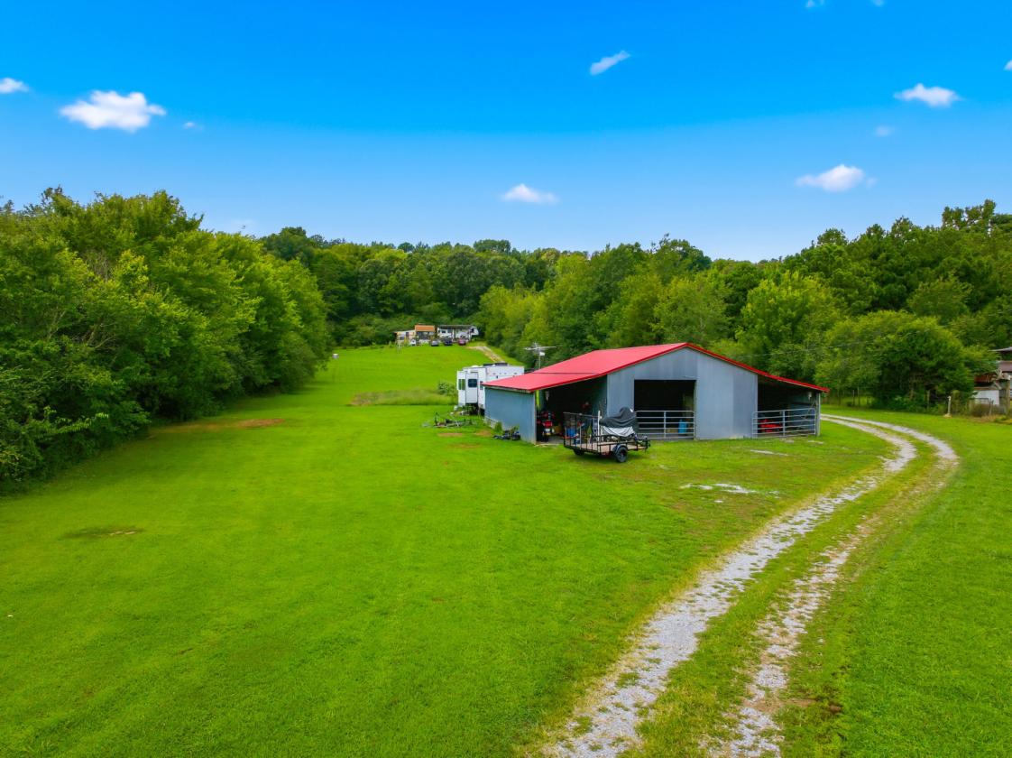 Private, level 4.5 acres! - photo 26