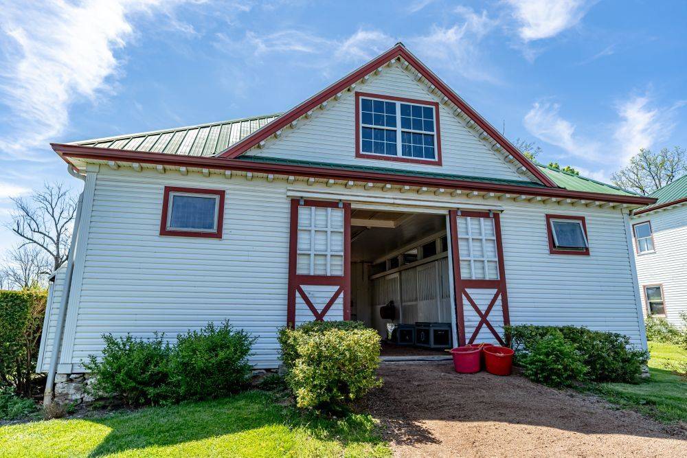 Historic Undulata Farm 92 acre Equine Property Shelbyville, Shelby