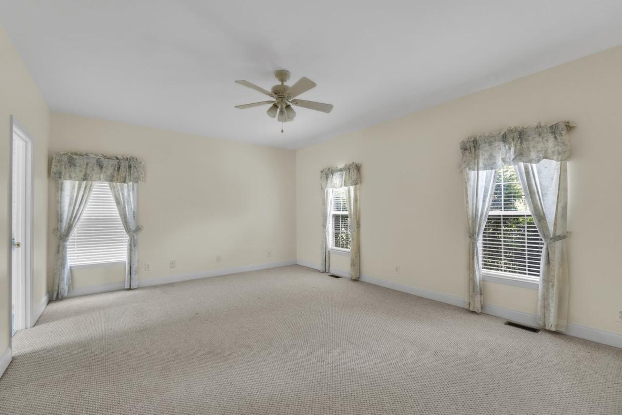Fieldcrest Farms Estate - photo 14