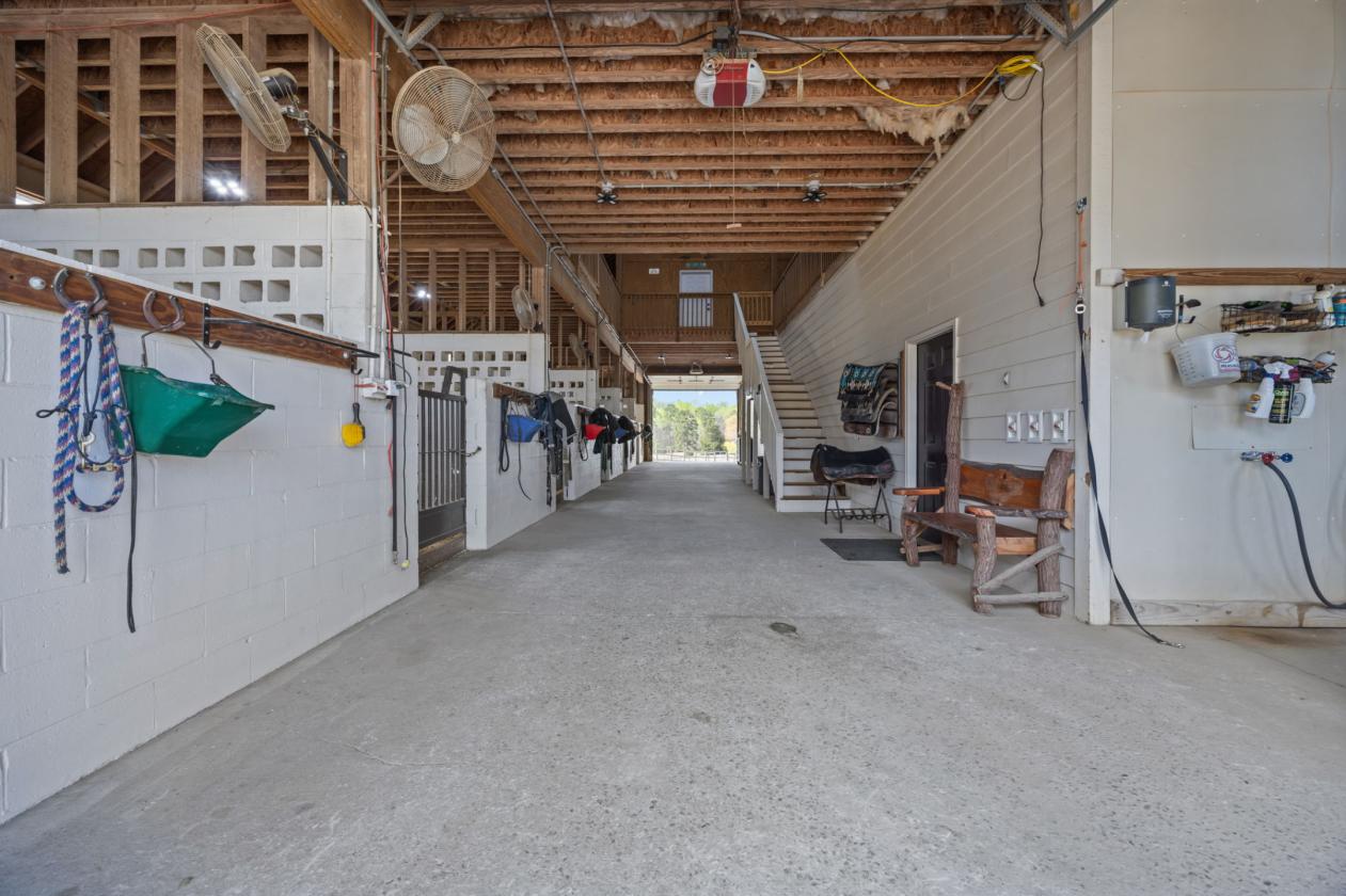 OPEN HOUSE Sat 08/01 from 11 to 4 Equestrian Ctr - photo 19