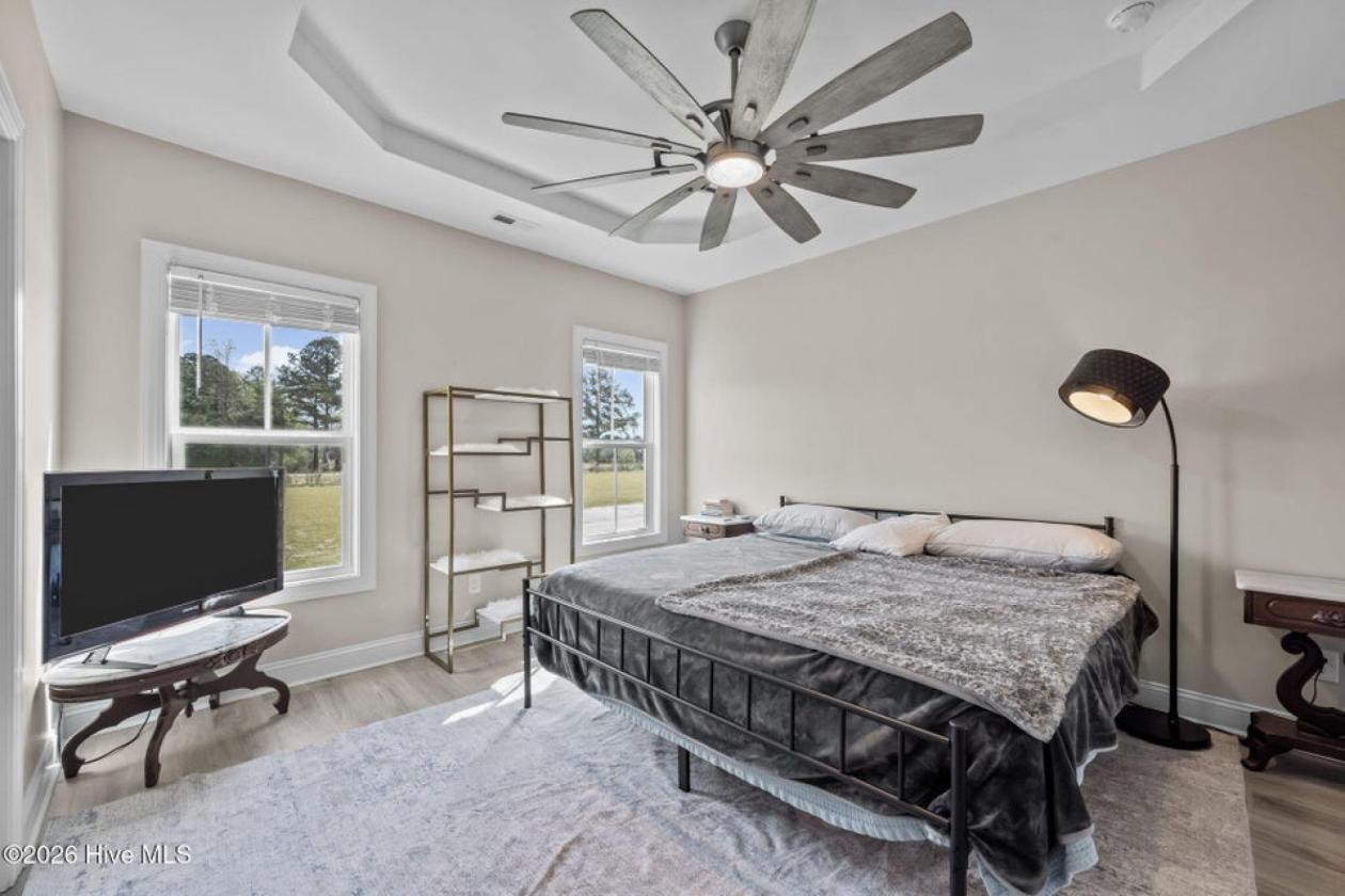 Builders Dream Home Can Now Be Yours - photo 16