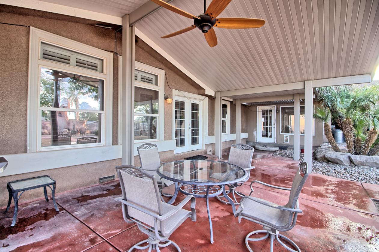Horse property w/ Stables, RV garage ... - photo 15