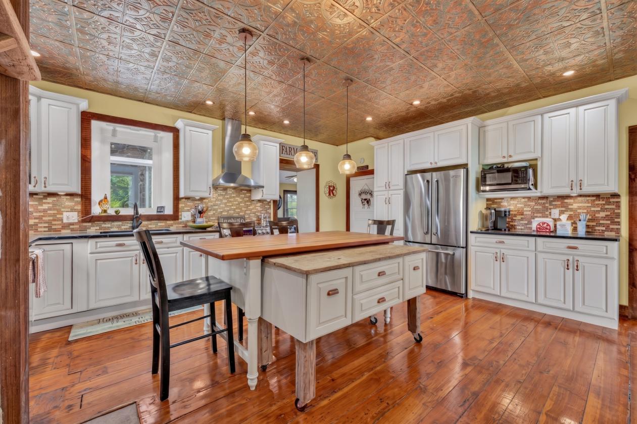 21-Acre Horse-Zoned Historic Farm Estate - photo 11