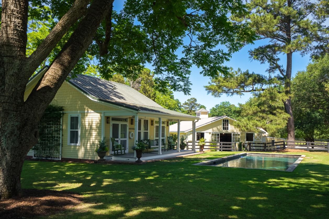 Luxury Equestrian Estate bordered by Bruce's Field - photo 22