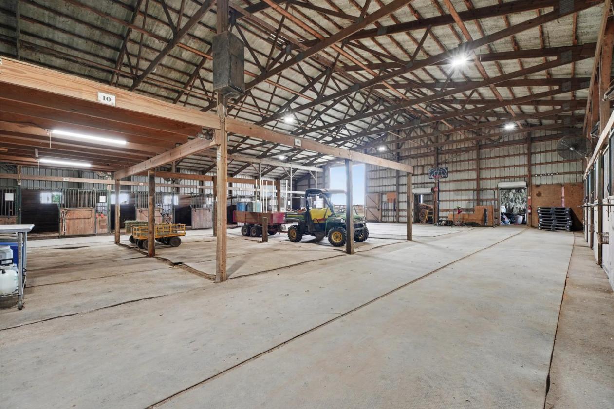 Exceptional Horse Property In Central Illinois - photo 18