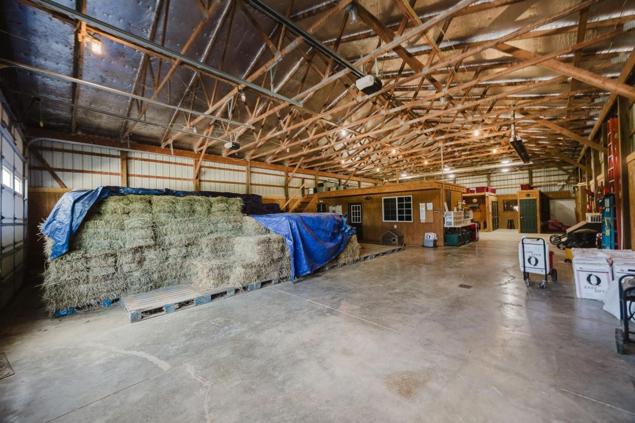 Exceptional equestrian estate on 18+ acres! - photo 22