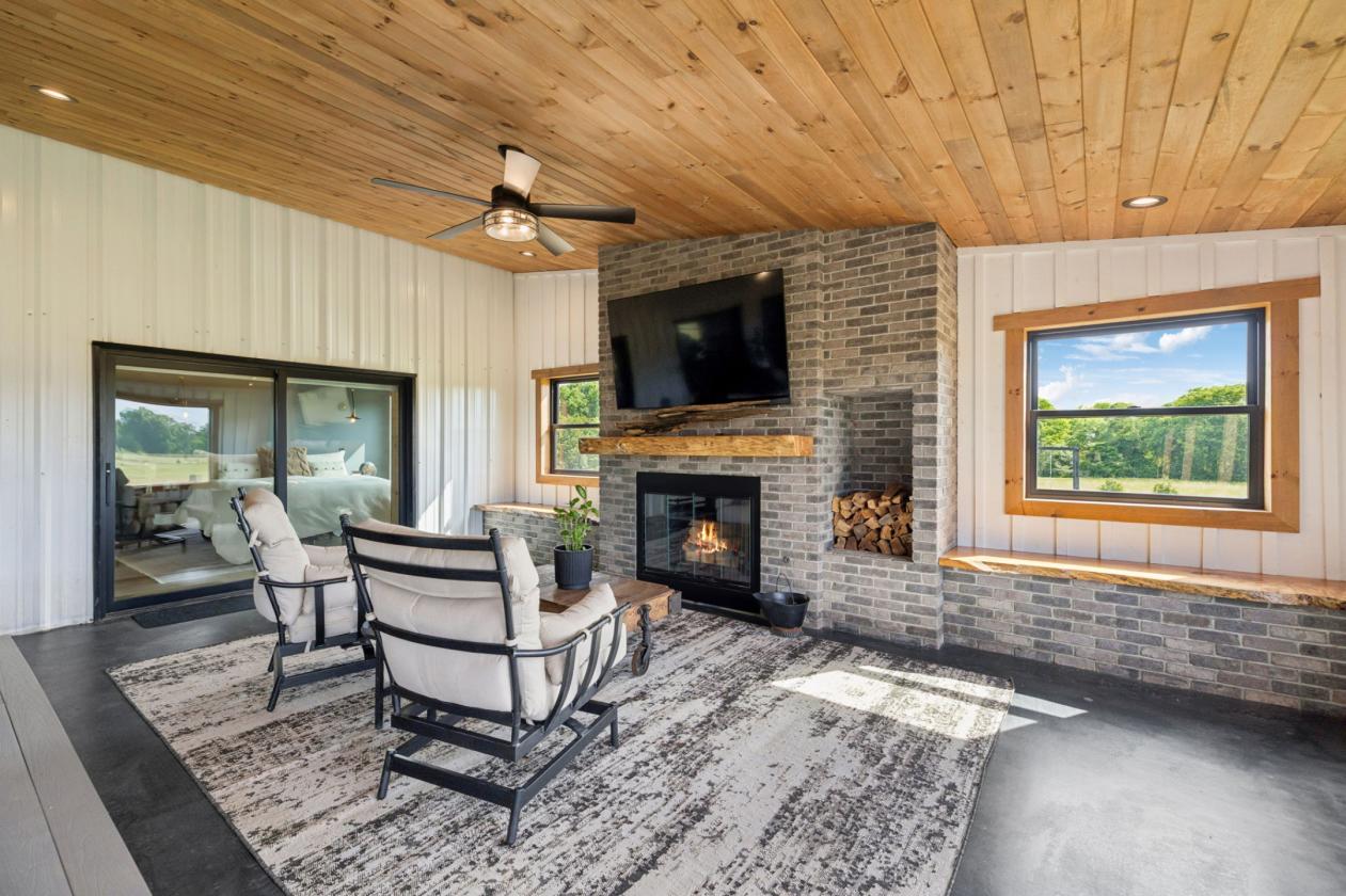 Private Estate with Barndominium - Horse Haven! - photo 24