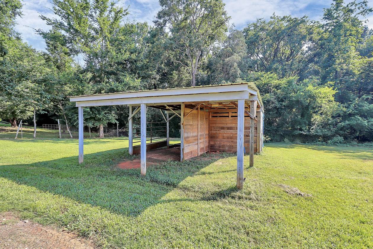 Horse Farm with Beautiful Remodeled Ranch Home - photo 30