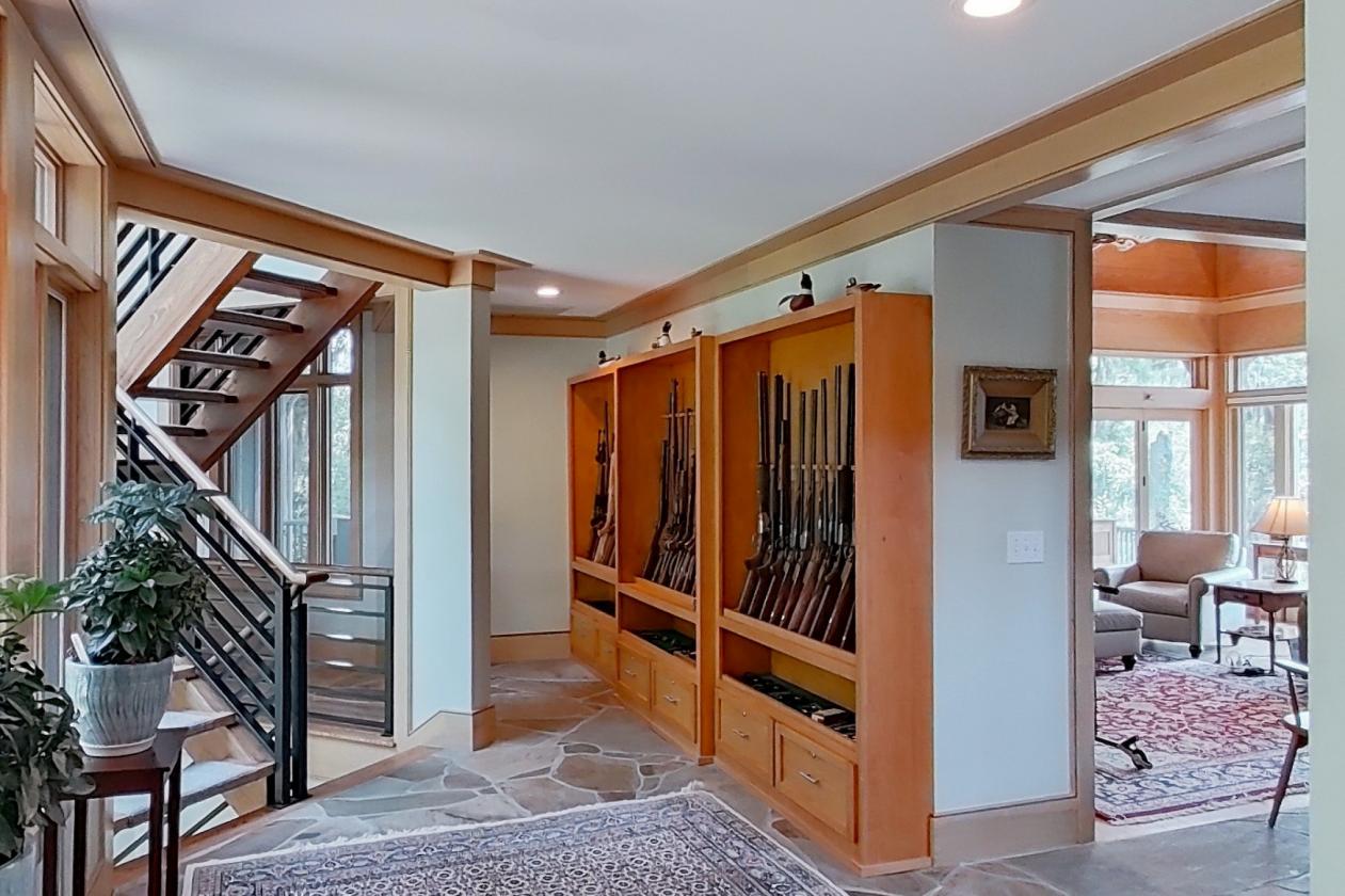 Striking Home In Brays Island Community - photo 3