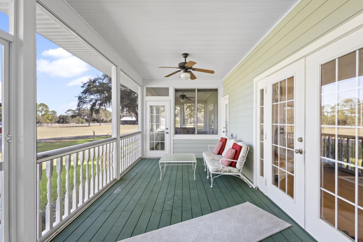 Beautiful 80 Acre Horse and Cattle Ranch - photo 4