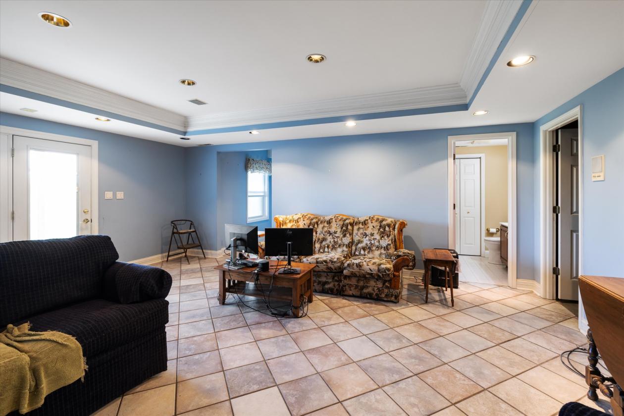 Turn-Key Equestrian Estate With Indoor Arena - photo 27