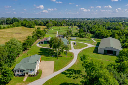 renovated equine 57ac property smithfield equestrian horseproperties fenced stalls ranches