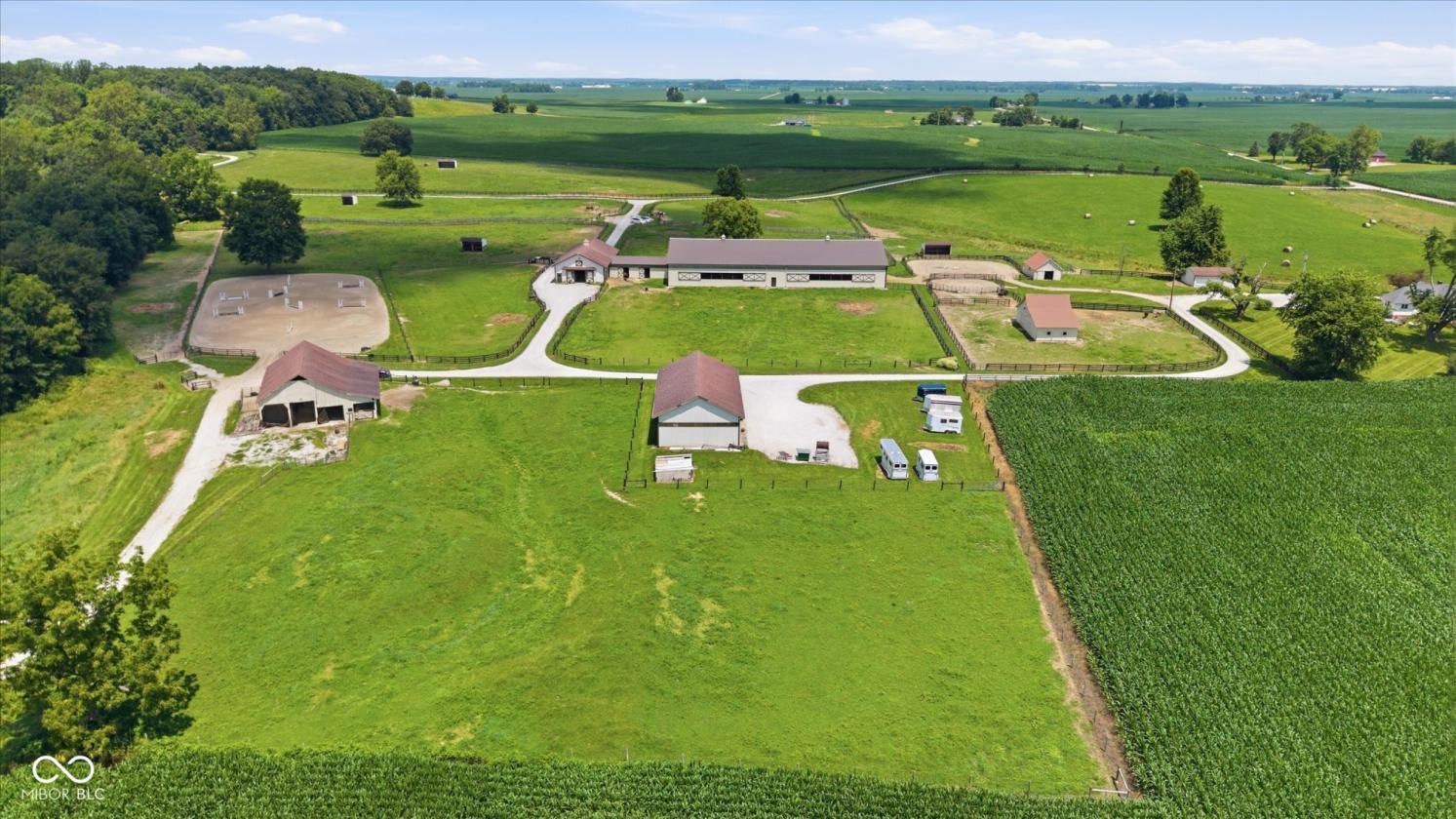 Equestrian property 85 acres SW of Indy - photo 4