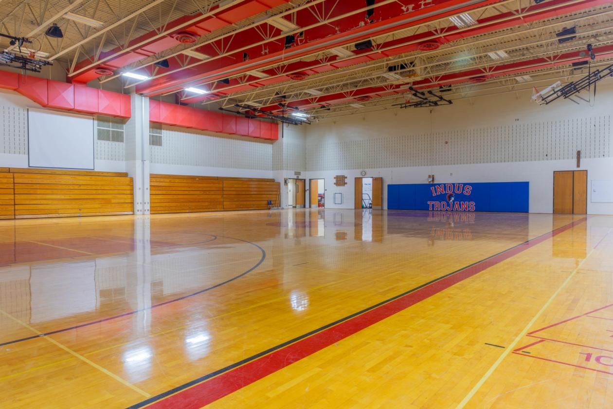 Covered Arena and Rural School on 49 Acres - photo 28