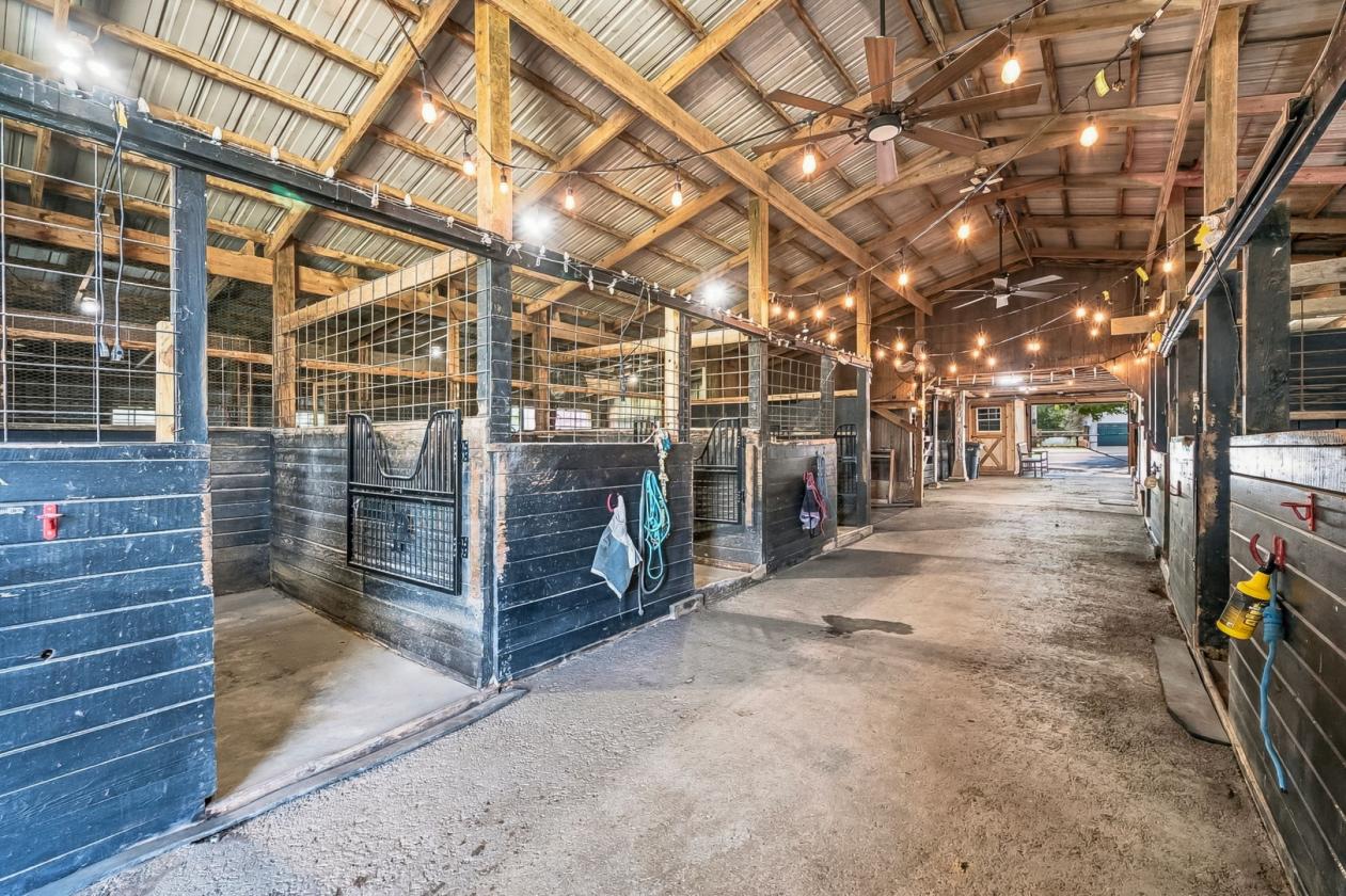 10-Acre Equestrian Estate in Prime Delaware County - photo 20