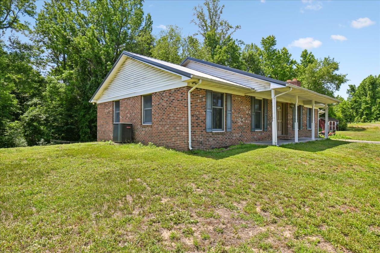 Amazing Potential with no HOA on these 7+/- acres - photo 4