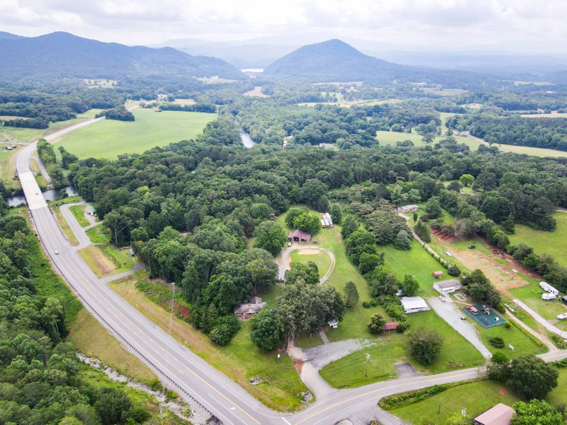 Horse Property for sale.