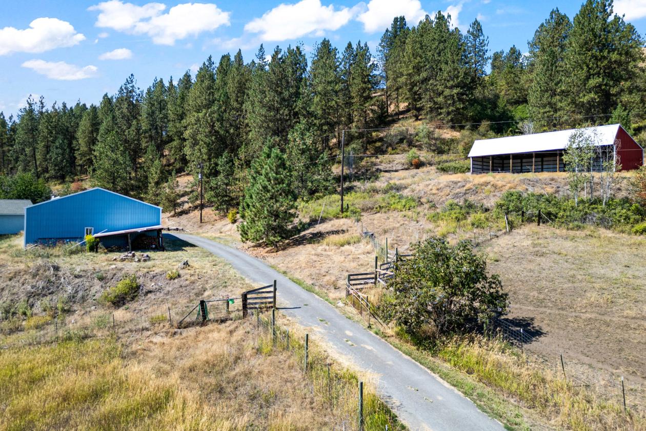 39 acre equestrian property!!! - photo 26