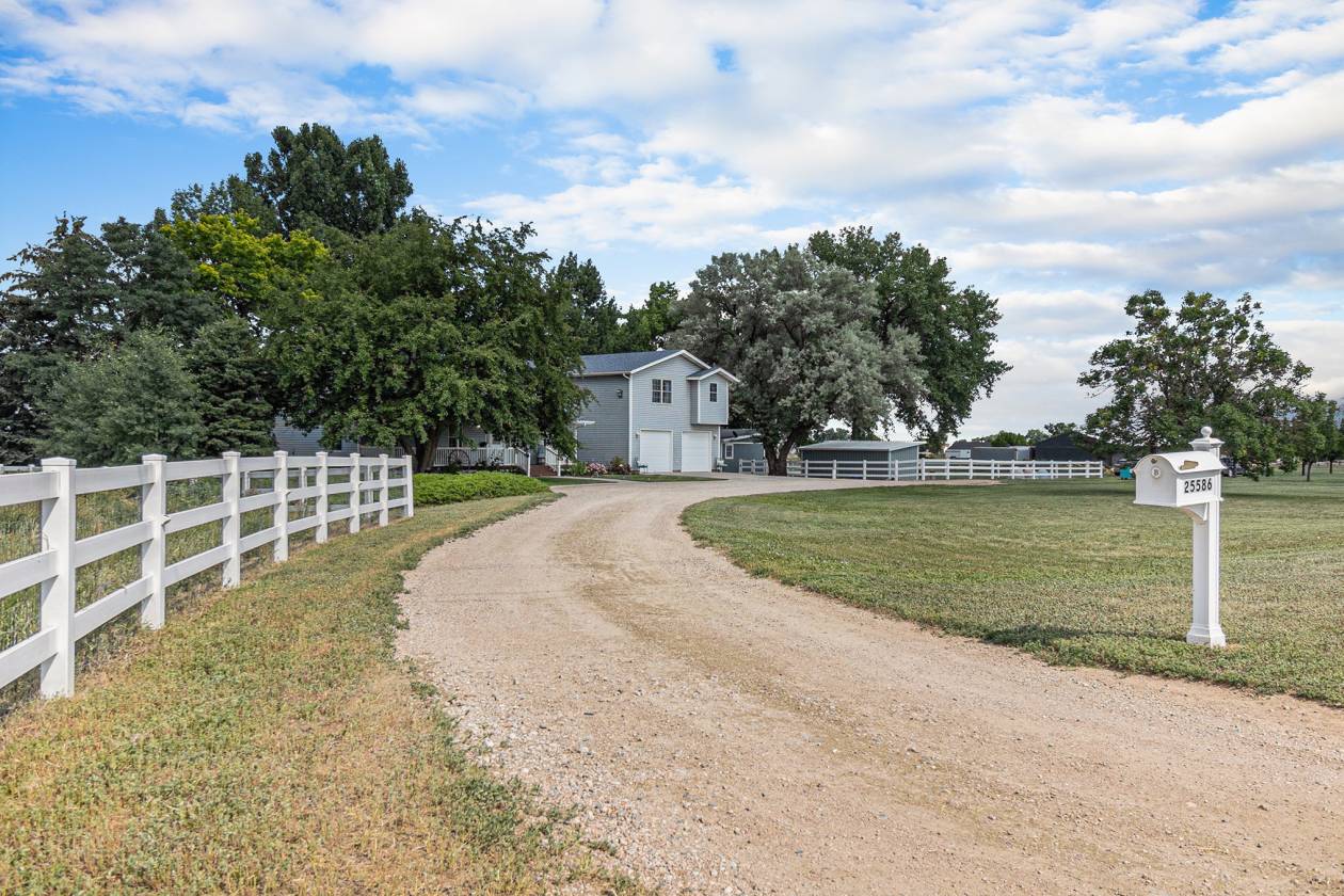Horse Property for sale.