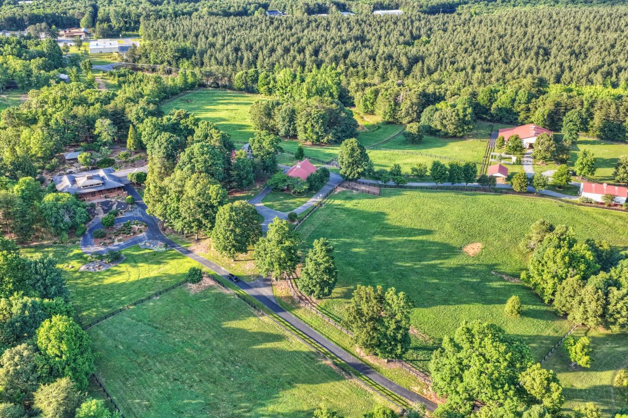 Equestrian Estate on 43 Acres - photo 8