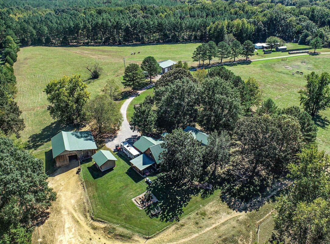Horse Property for sale.