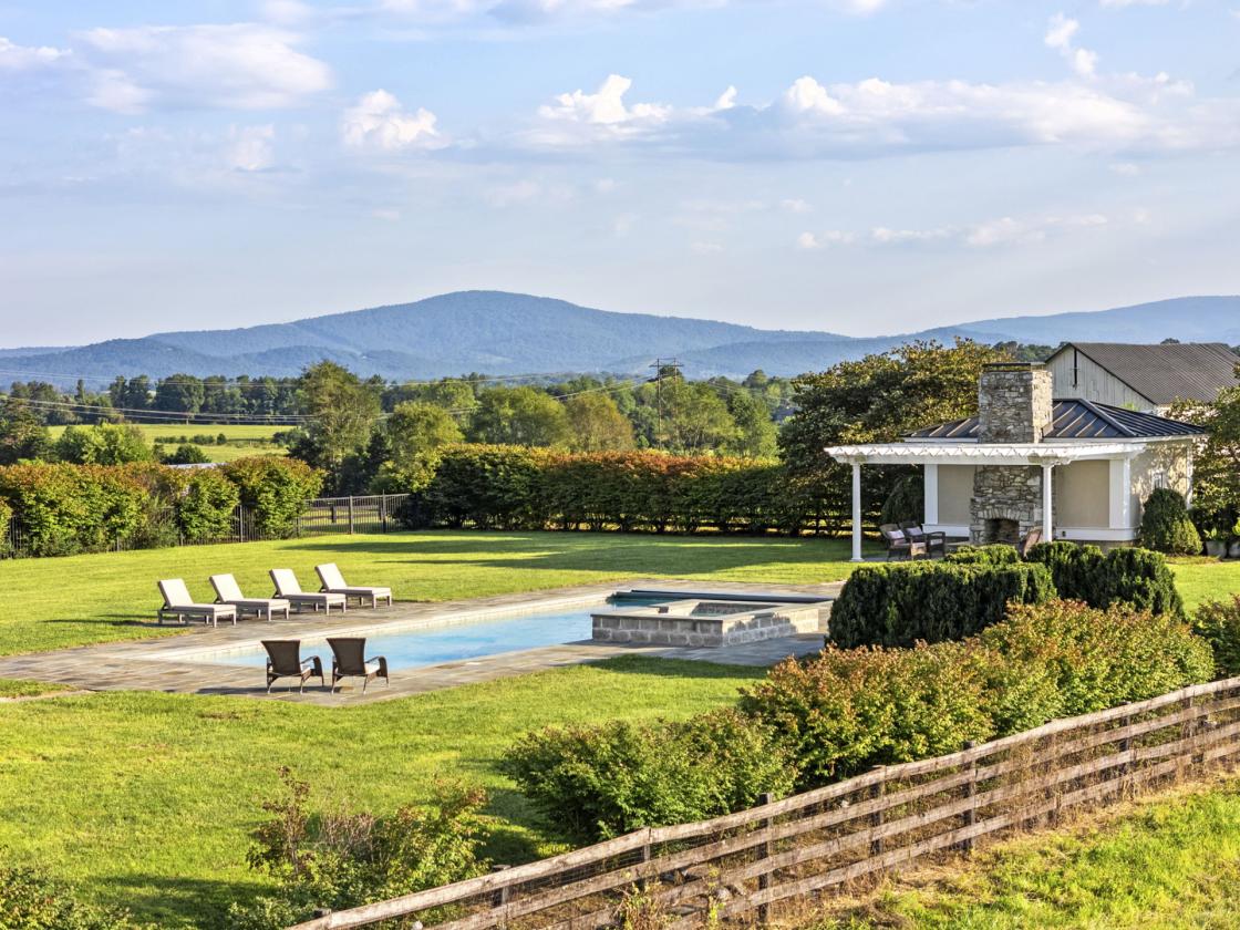 OAKLAND | A Distinctive Estate in VA Hunt Country - photo 4
