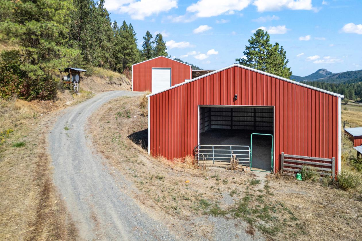 39 acre equestrian property!!! - photo 20