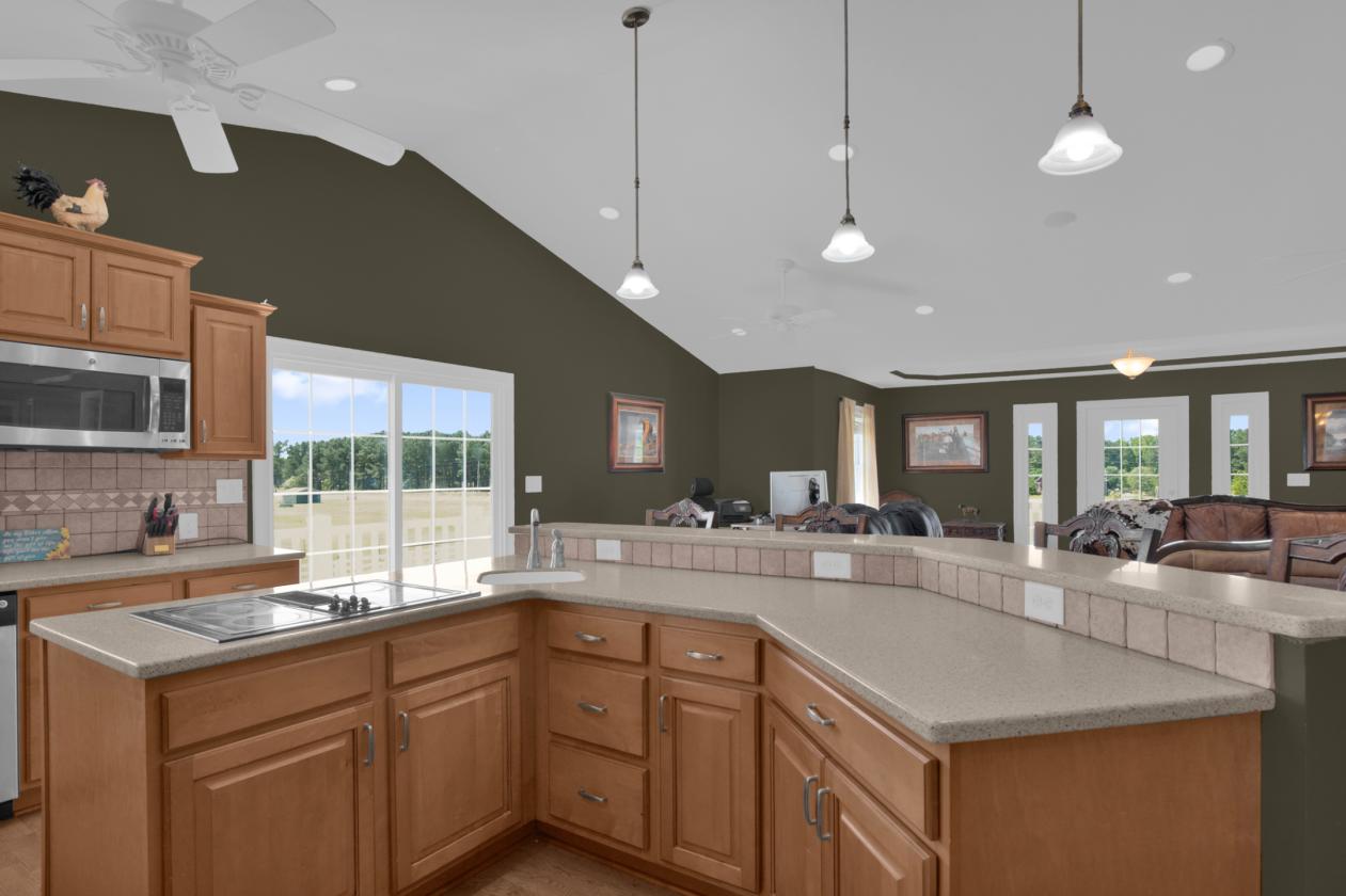 Horse Farm & Equestrian Center - photo 12