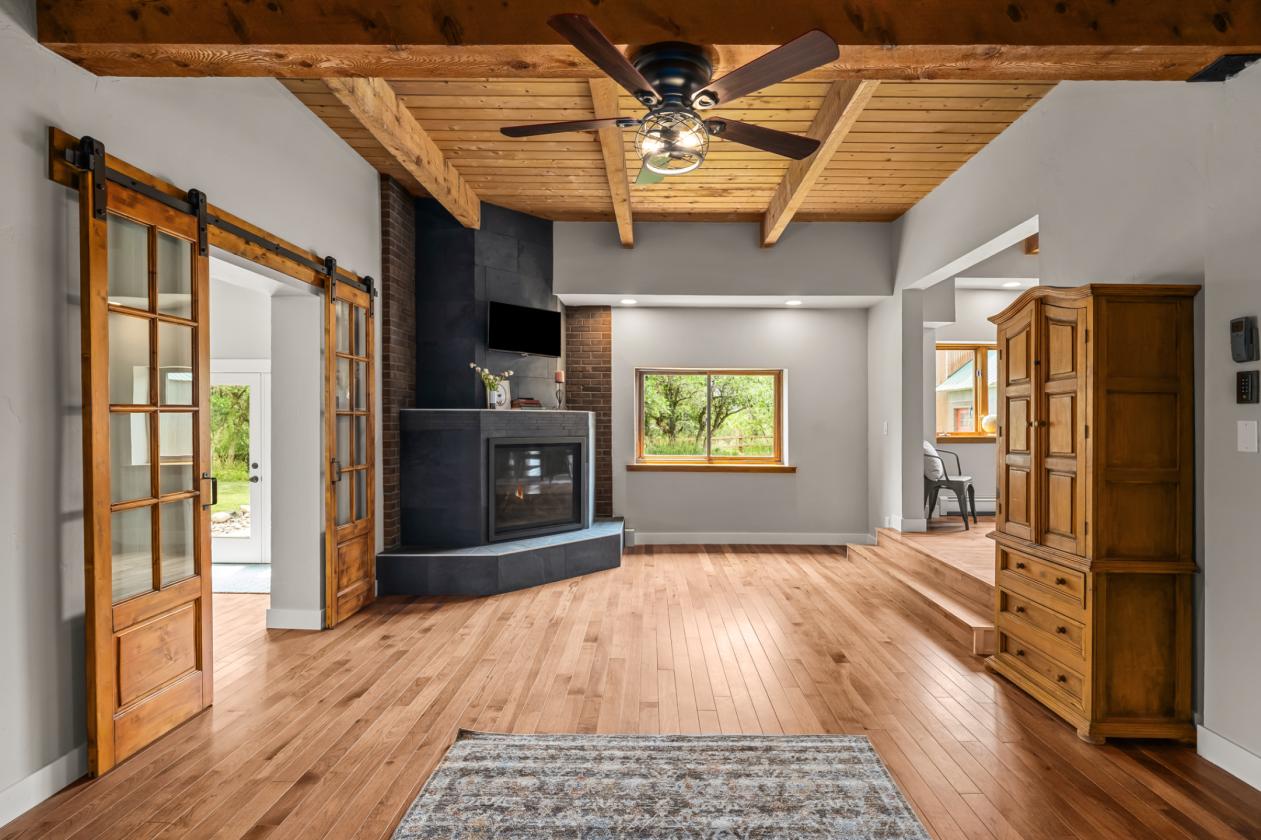 Mountain Rustic Charm Ranch - photo 21