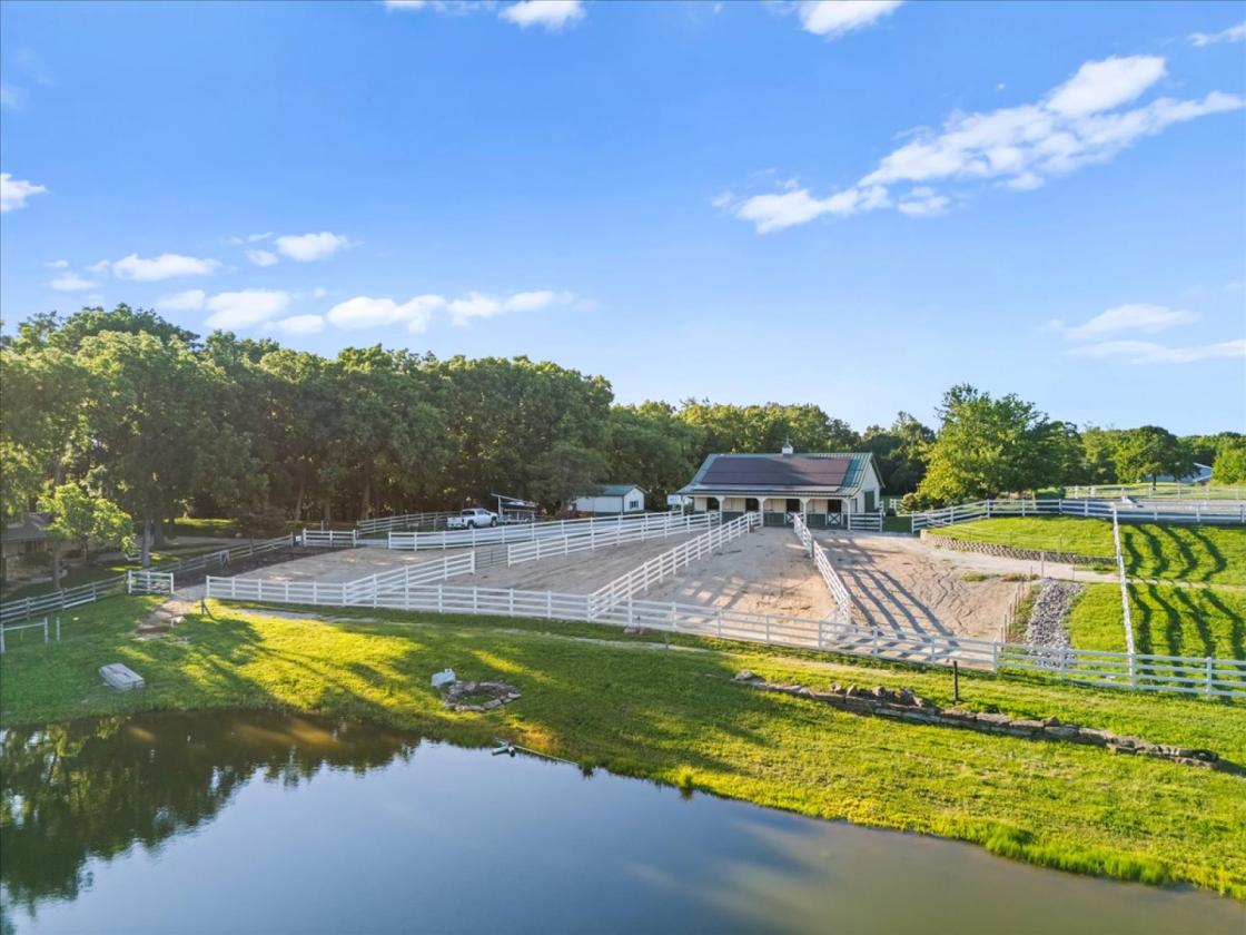 Unparalleled Horse Property with Lake Lifestyle! - photo 2