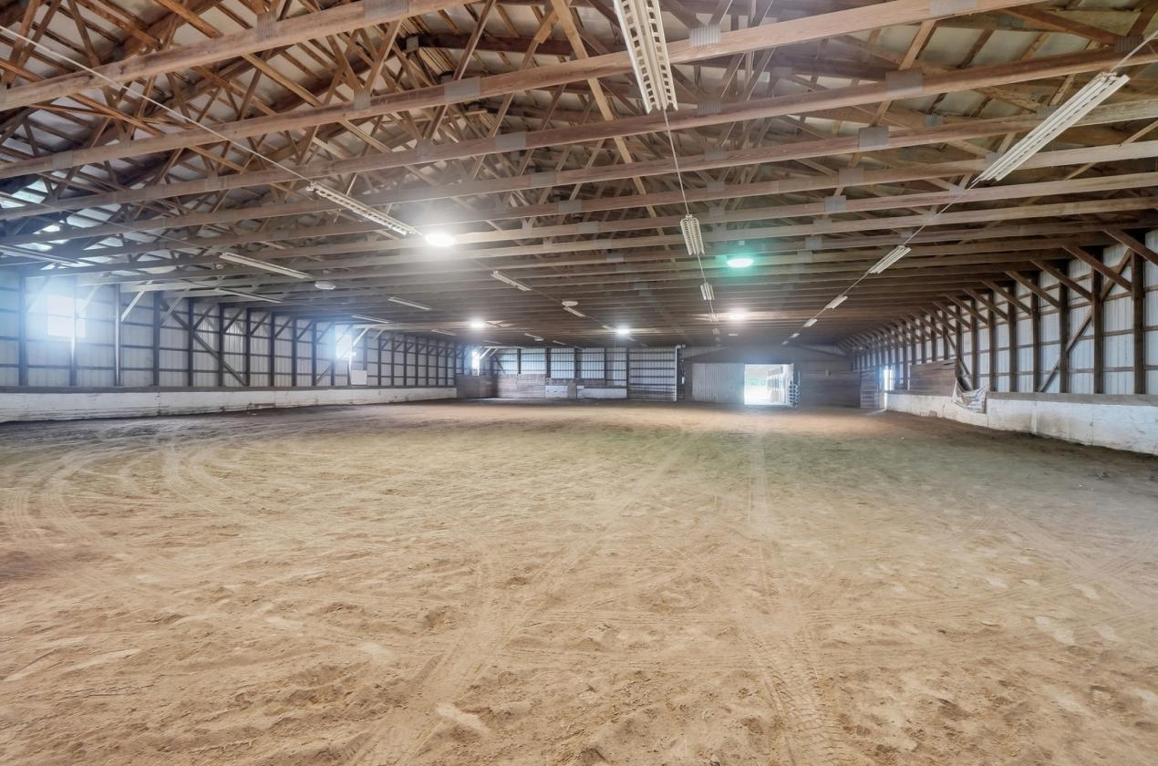 Country Living with Exceptional Equestrian Facilities - photo 15