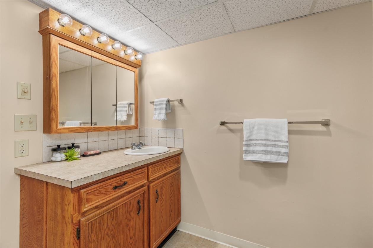 Turnkey Horse Property between Indianola + Norwalk - photo 19