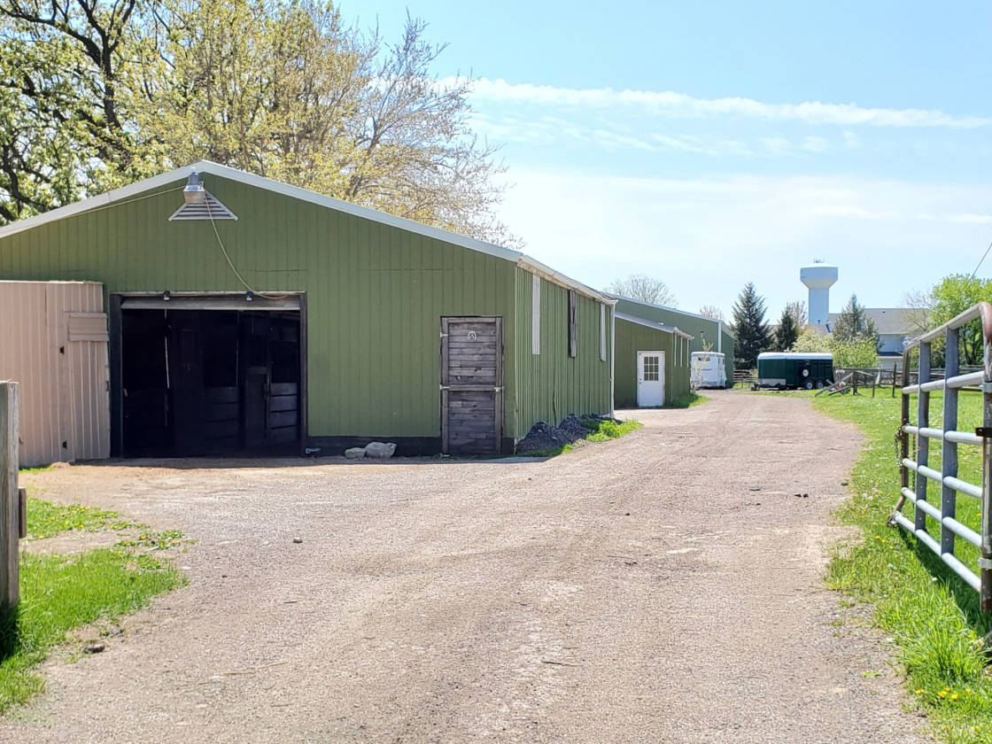 Horse Farms For Sale in Burlington Kenosha County, Kenosha County Wisconsin