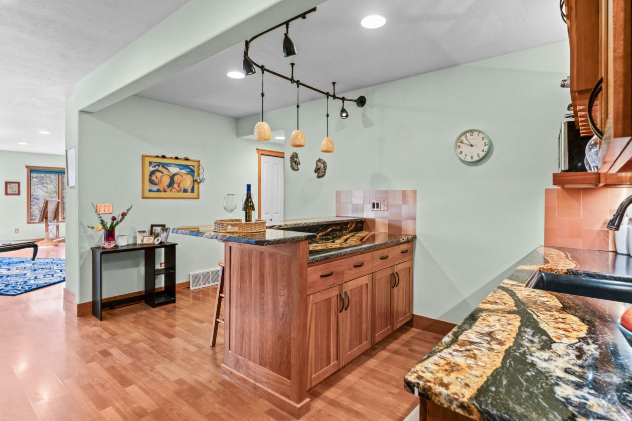 Private Equestrian Retreat, Indoor & Outdoor Arena - photo 19