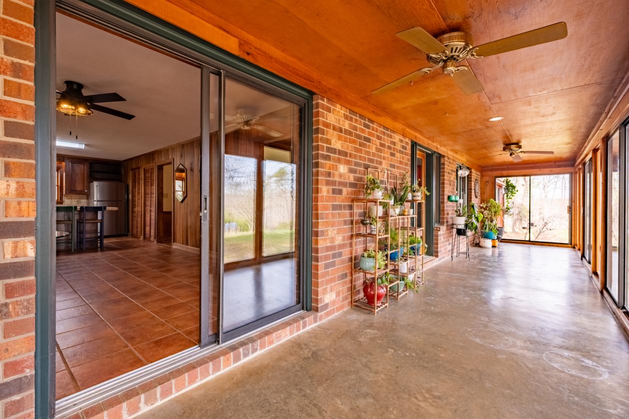 Private Turn Key Horse Farm & MUCH more to offer - photo 15