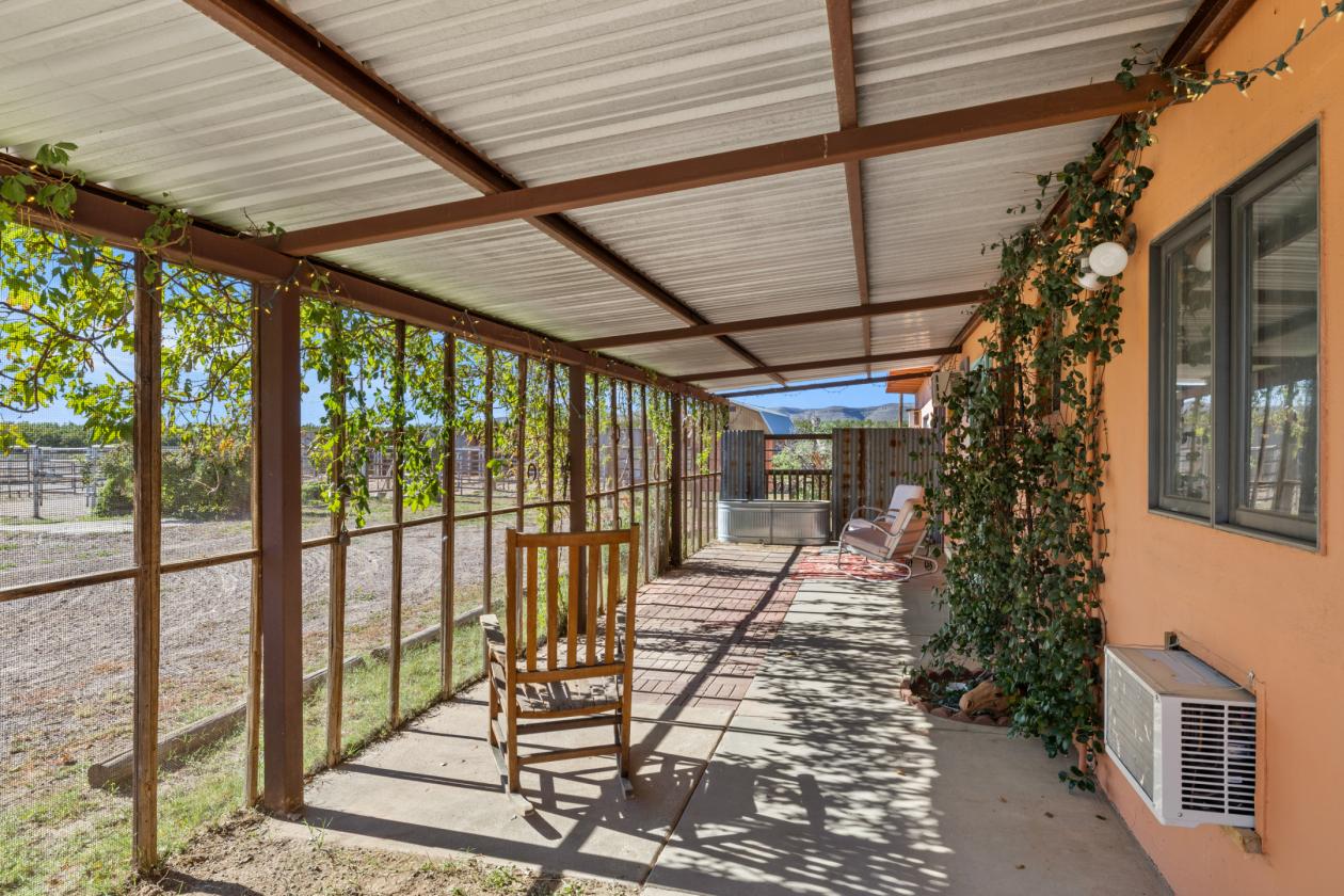 7 ACRE HORSE PROPERTY WITH THREE HOUSES - photo 29