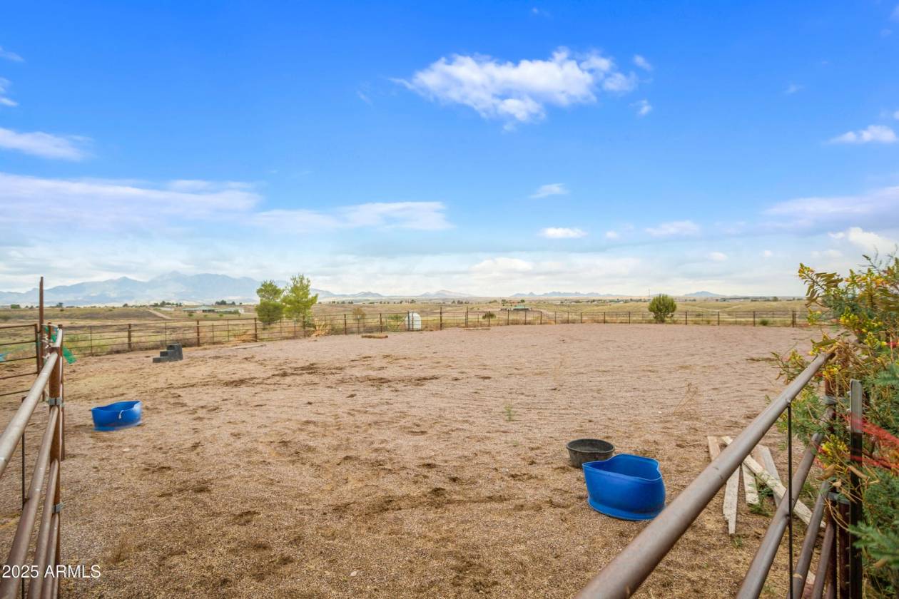 Southern Arizona Dream! 20-Acre Horse Property - photo 18